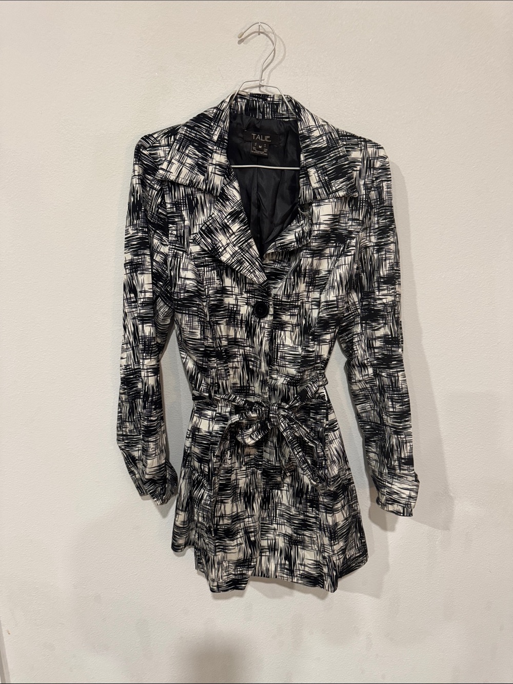TALIE Black & White Printed Belted Blazer